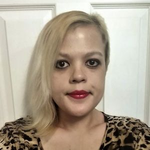 Meet your Posher, Sky